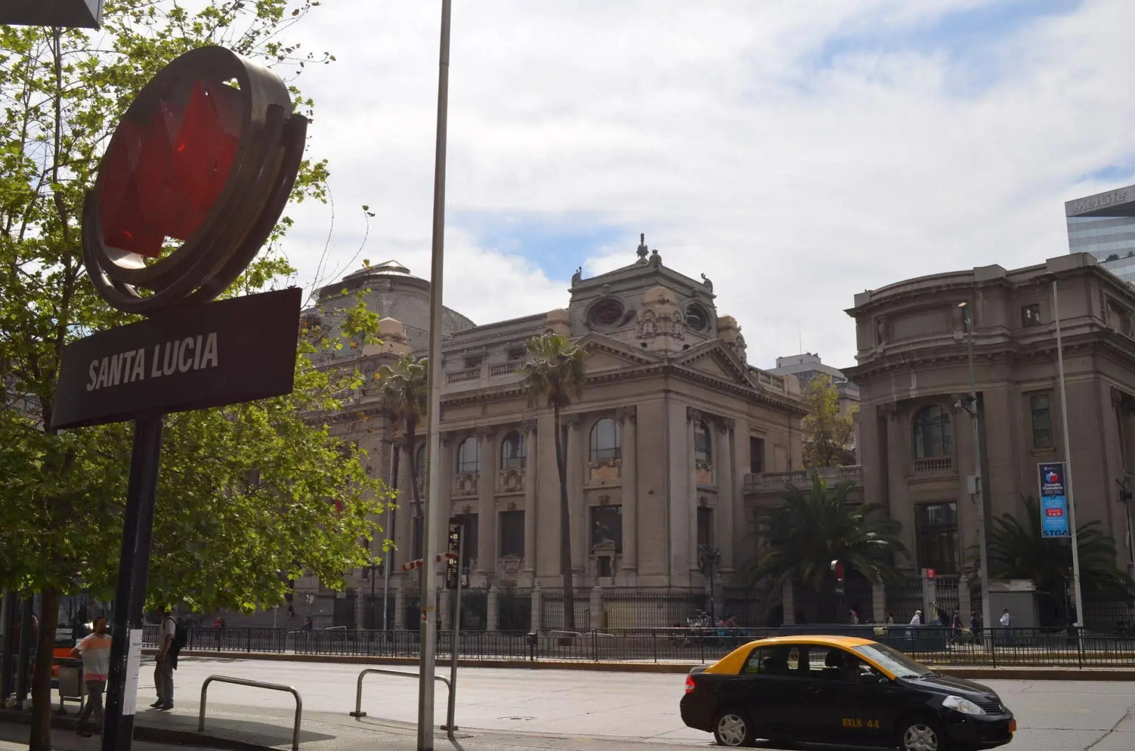 Plaza San Isidro Apartments
