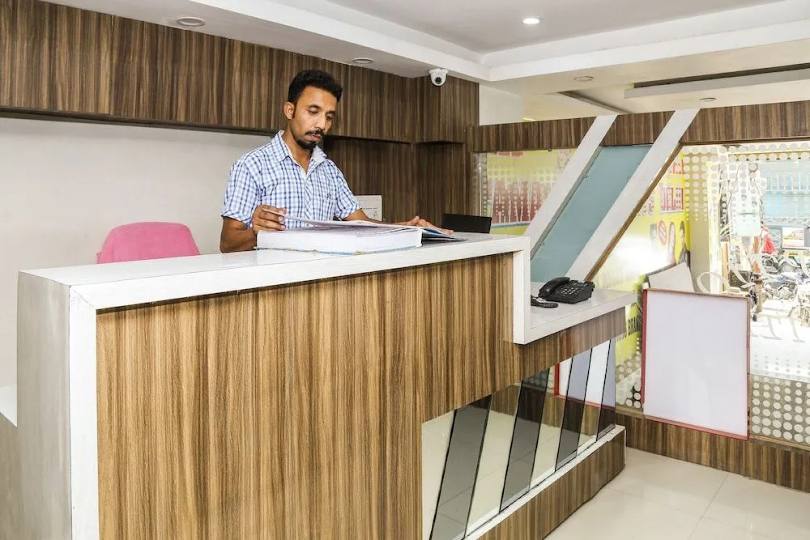 OYO 44314 Hotel Veer Bhumi Palace