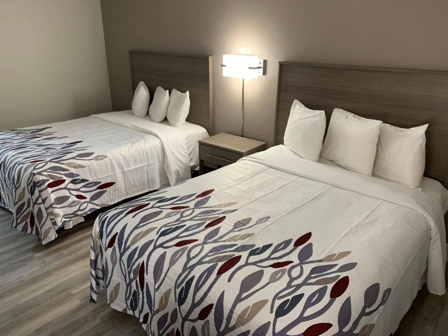 RODEWAY INN and SUITES