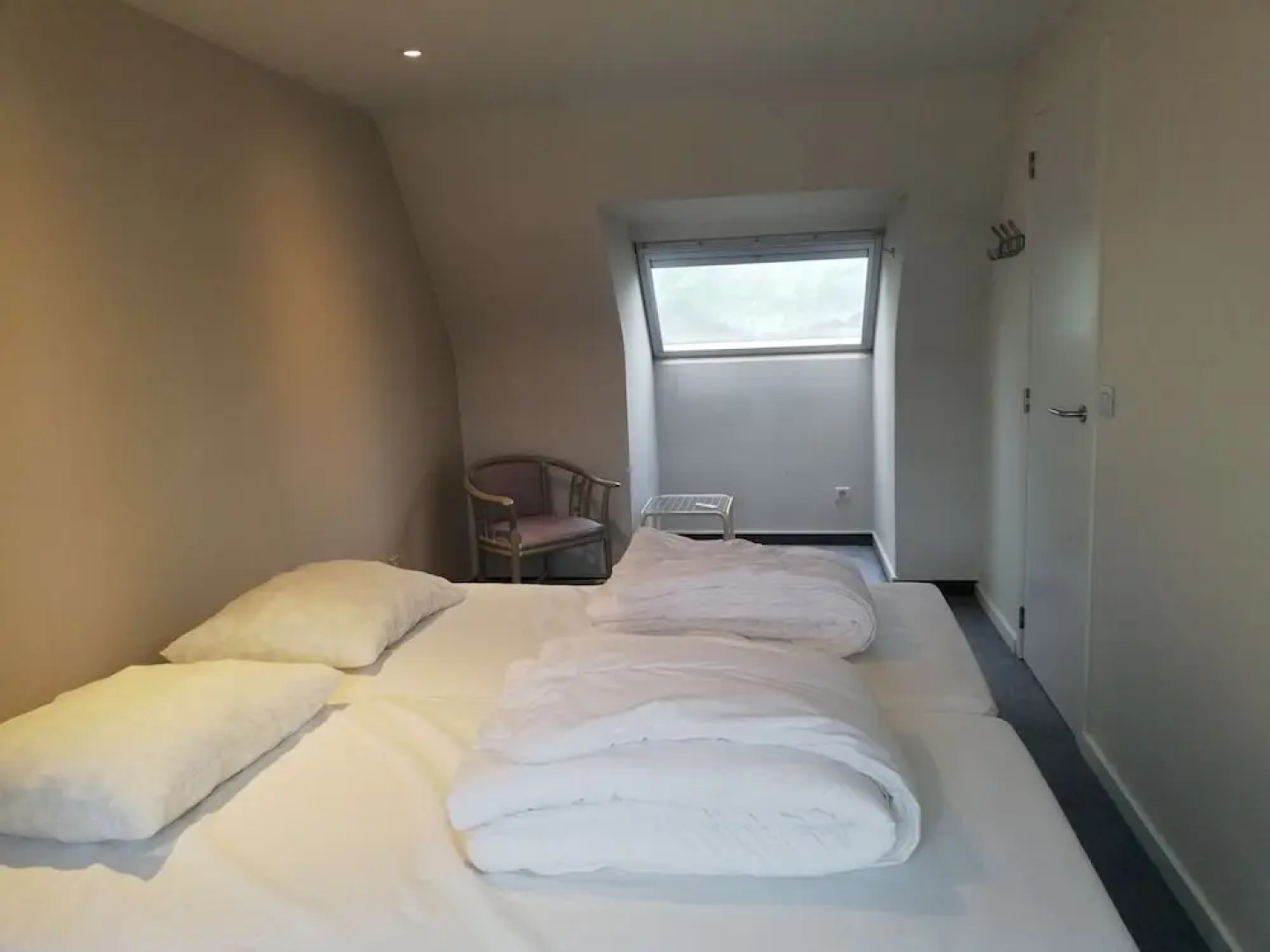 Beautiful Villa for Groups With Swimming Pool, Sauna and Wifi