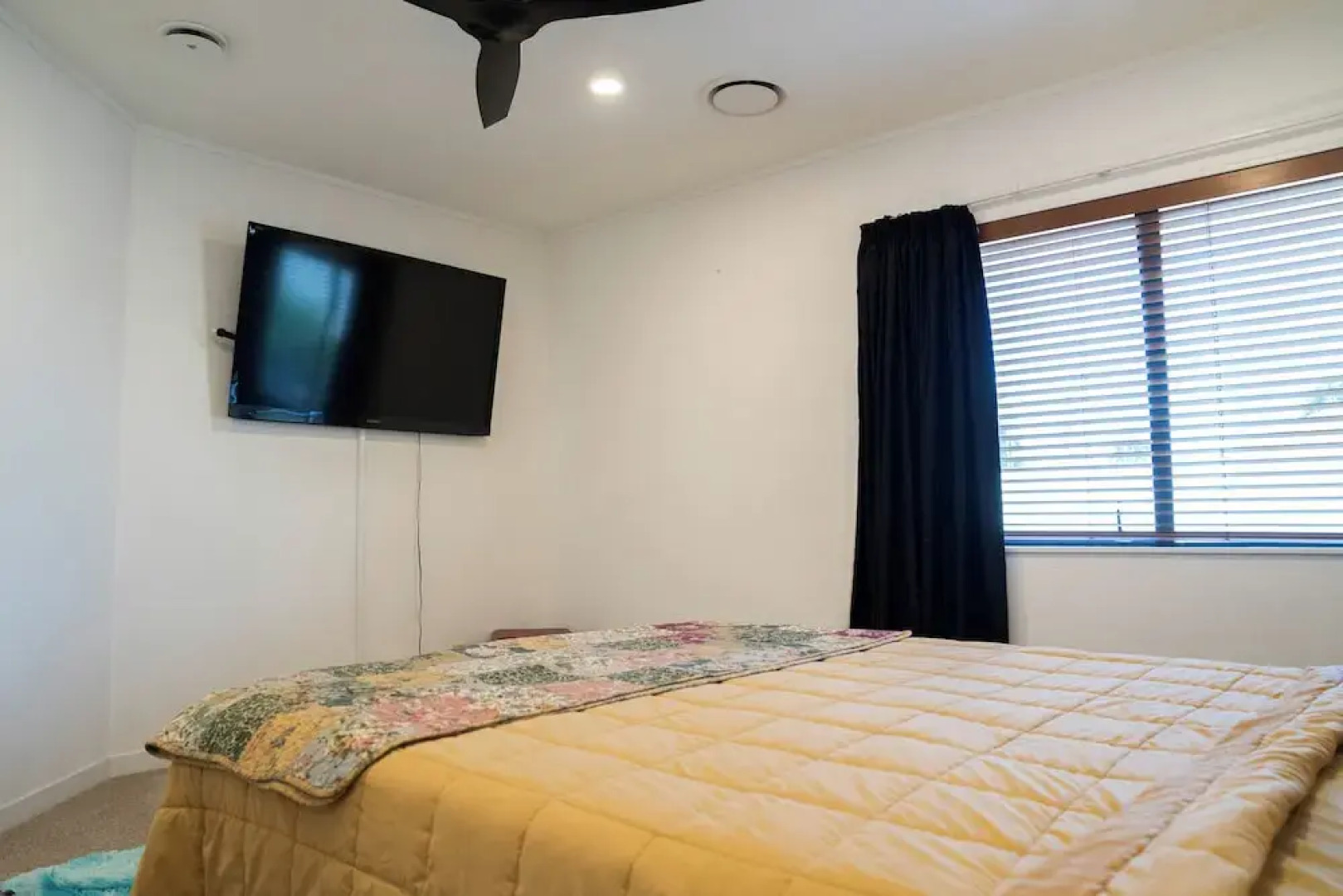 Spacious Eastern Beach Home by Zodiak Stays