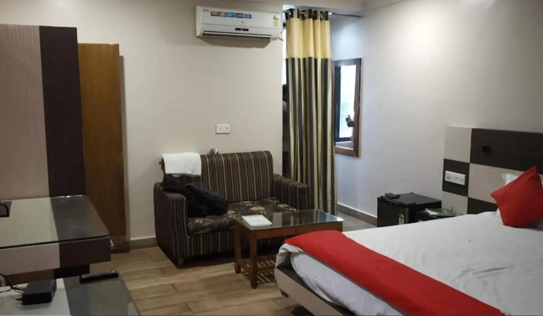 OYO 29062 Hotel Alankar Greens