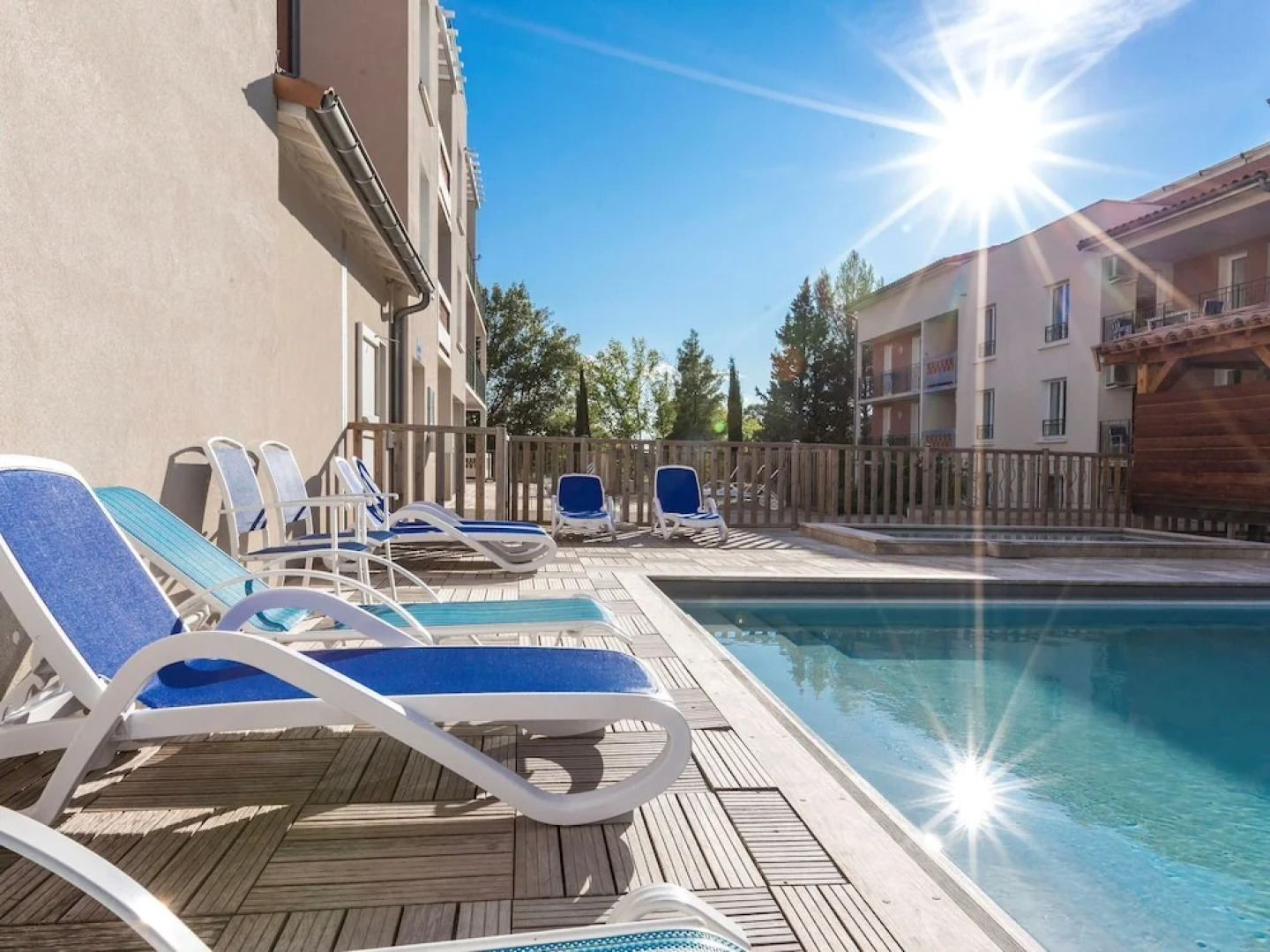 Well-kept Apartment in a Pleasant Town in the Provençe