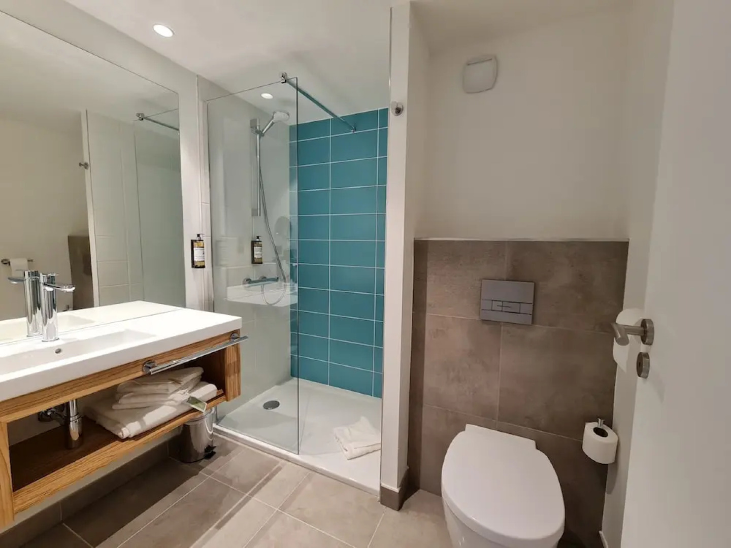 Hotel Akena Nantes Reze Aeroport