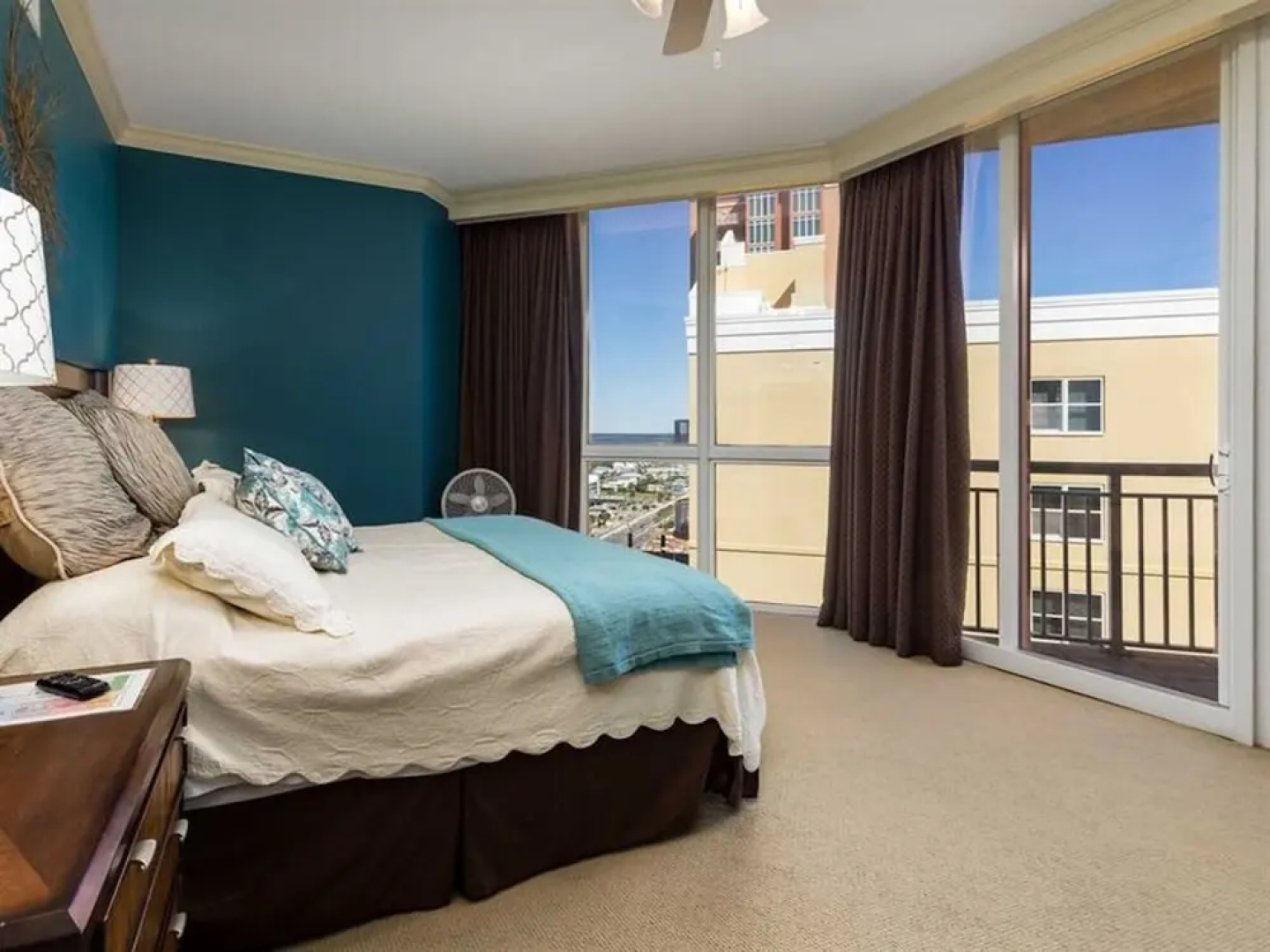 Oceania 13 by Meyer Vacation Rentals