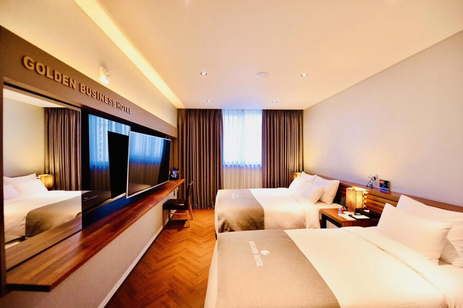 Golden Business Hotel