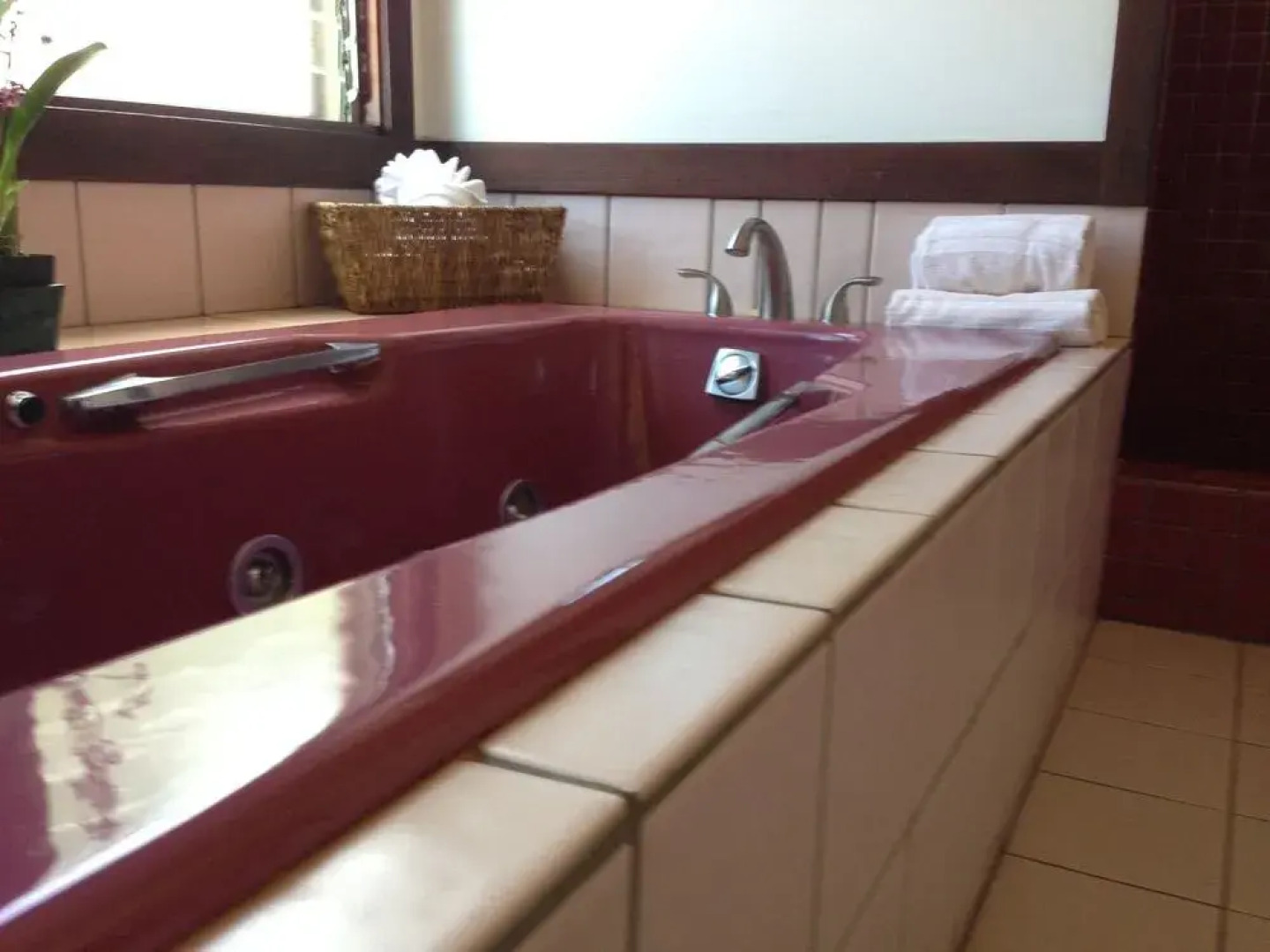 Poipu Bed and Breakfast inn