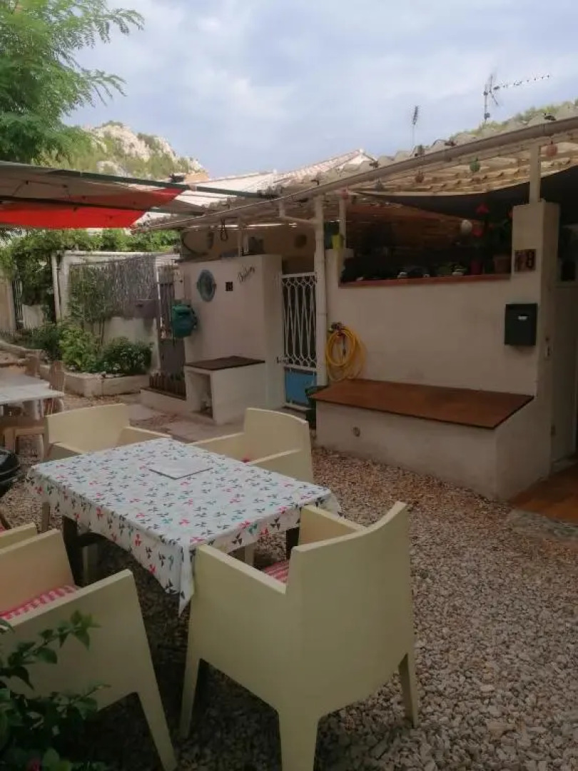 veritable cabanon de calanque