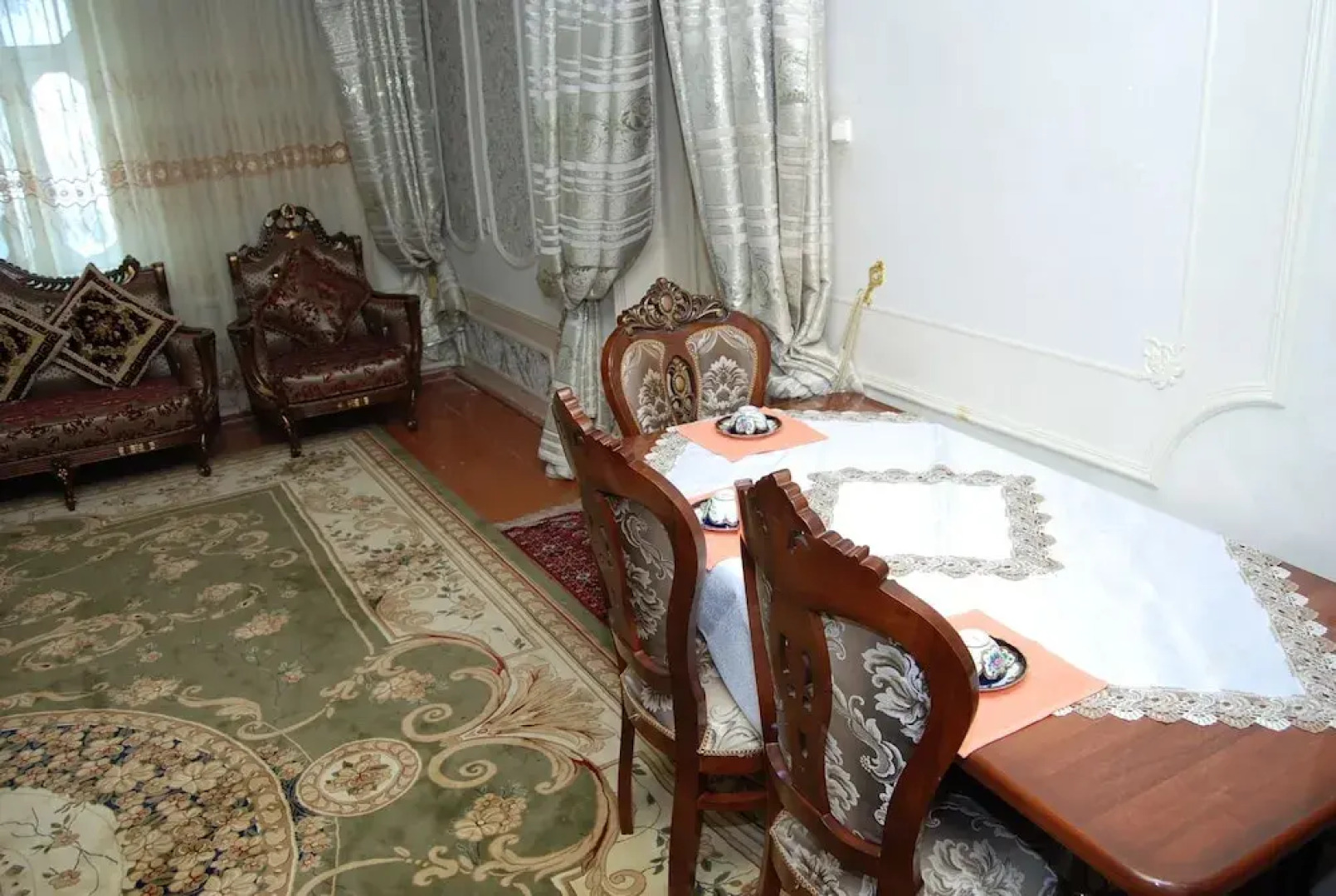 Vodokanal Place Khorezm National House