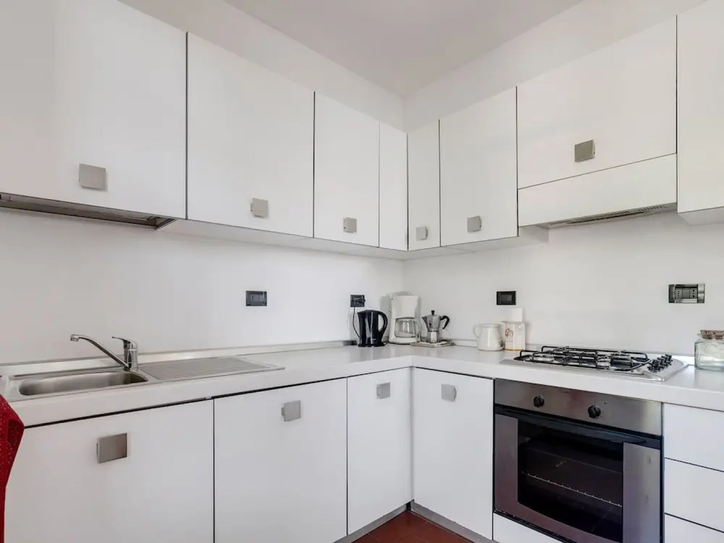 Dreamy Holiday Home in Recco With Swimming Pool