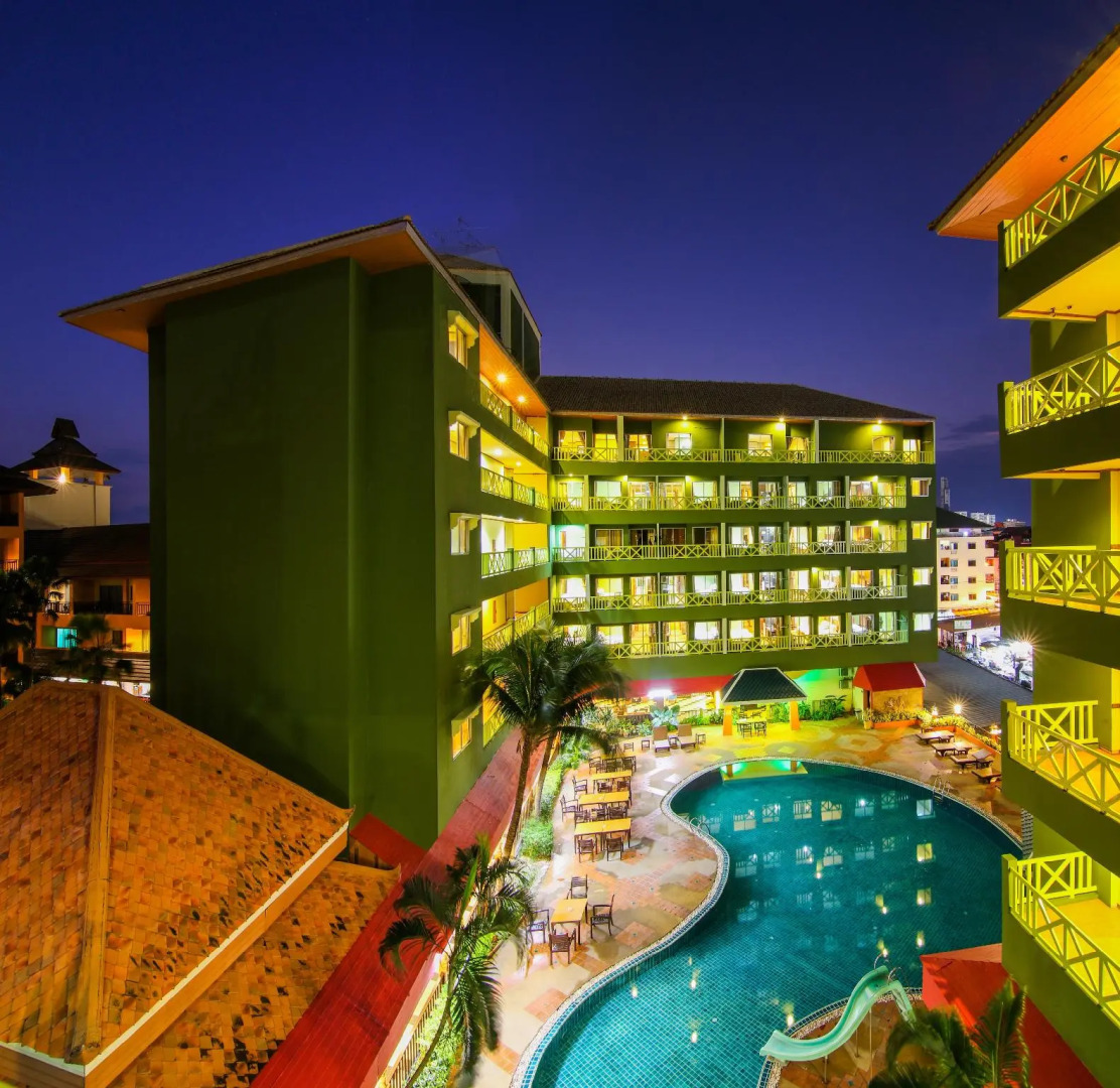 Phuphaya Resort Pattaya