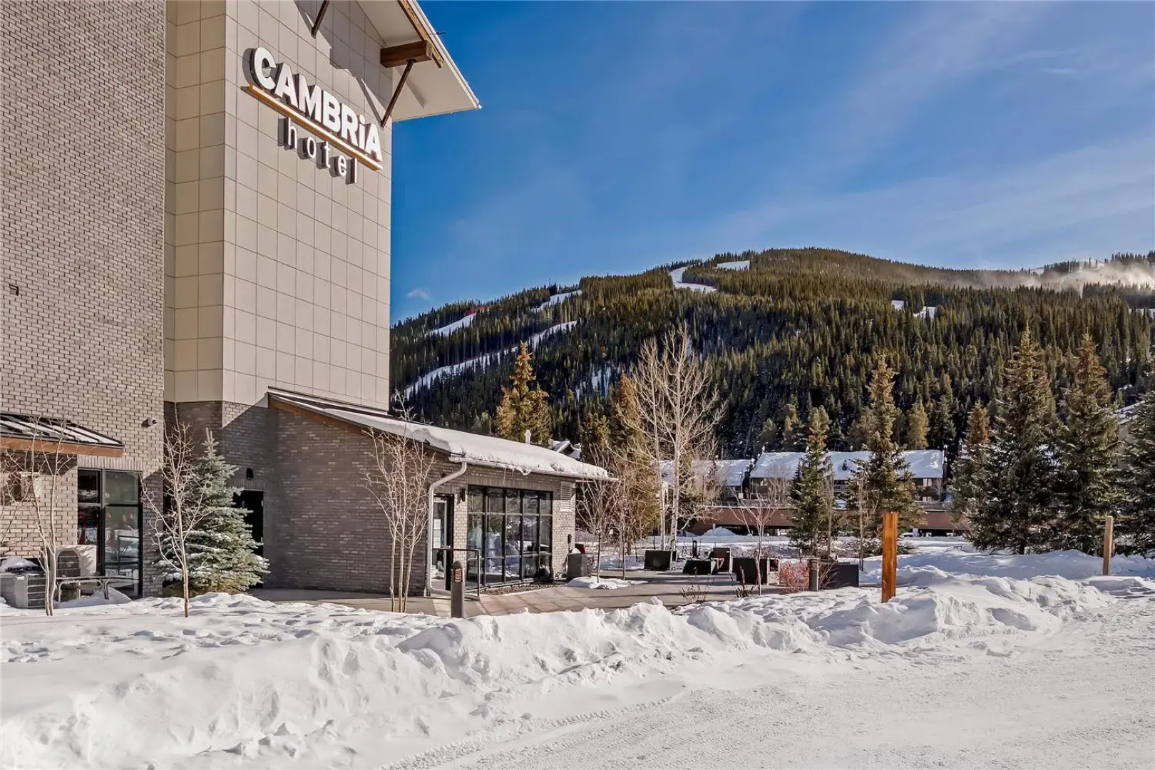 Cambria Hotel Copper Mountain