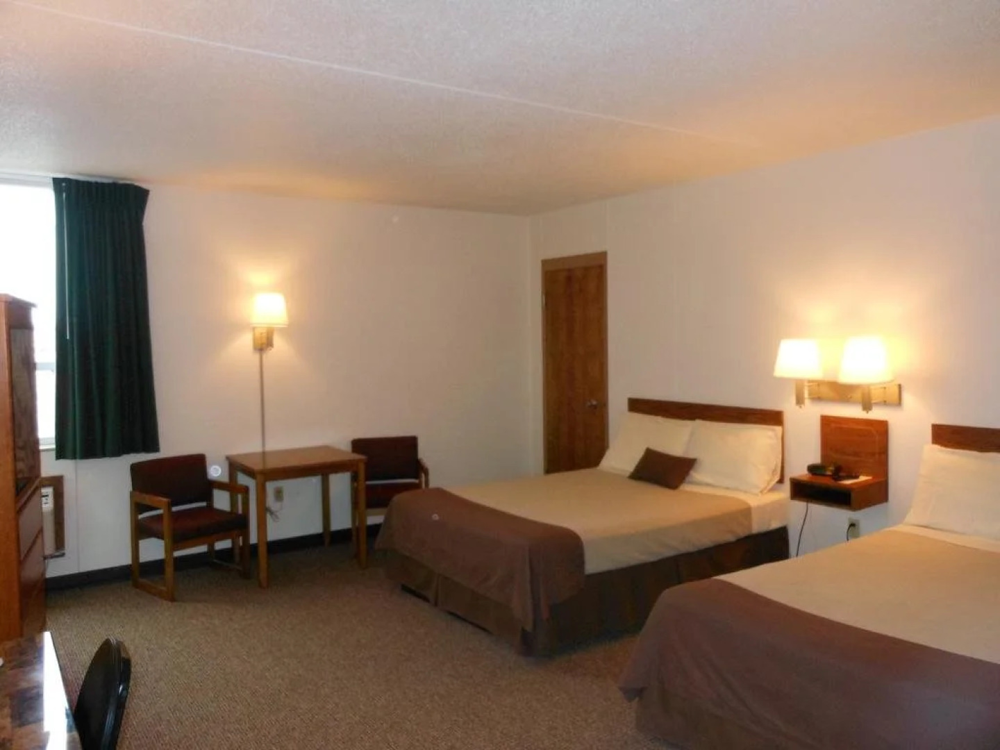 Great American Inn & Suites