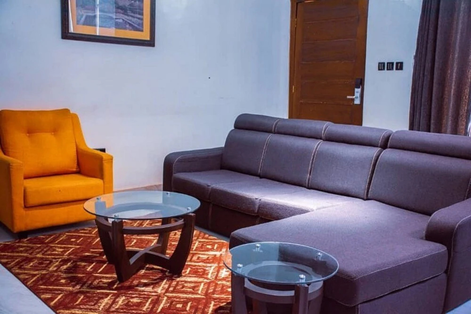 Old English Torf Apartment