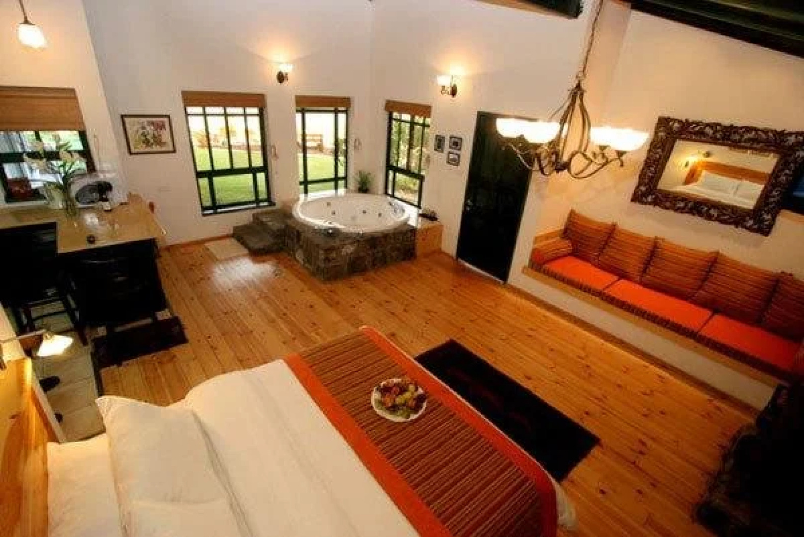 Kinneret Zimmer’s - Near the Beach