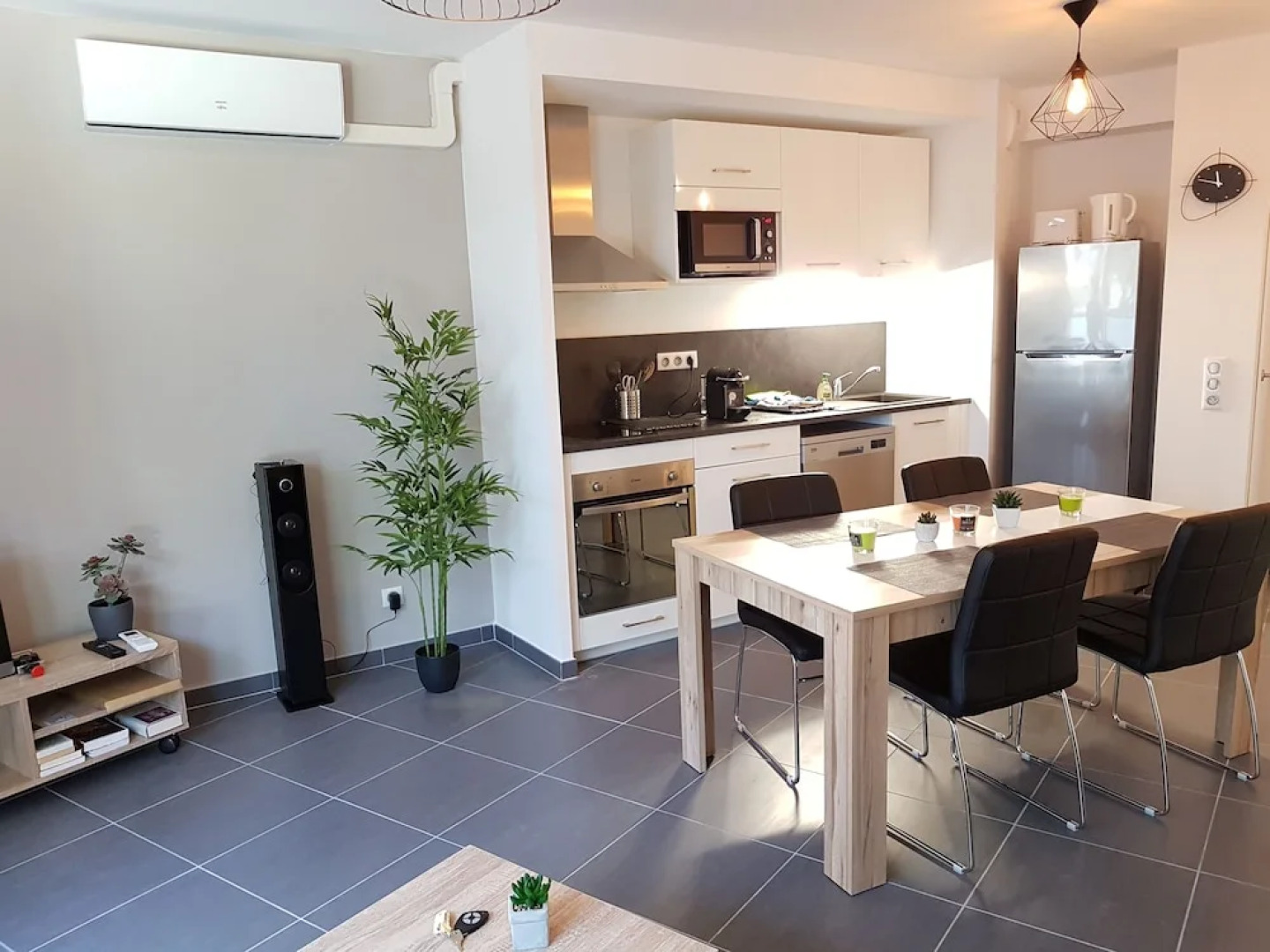 Appartement Neuf Stylé Proche Gare Sud