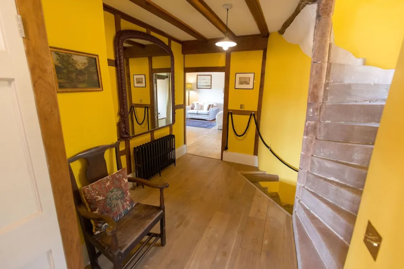 HAILE HALL Private Wing 4 Ensuite Bedrms