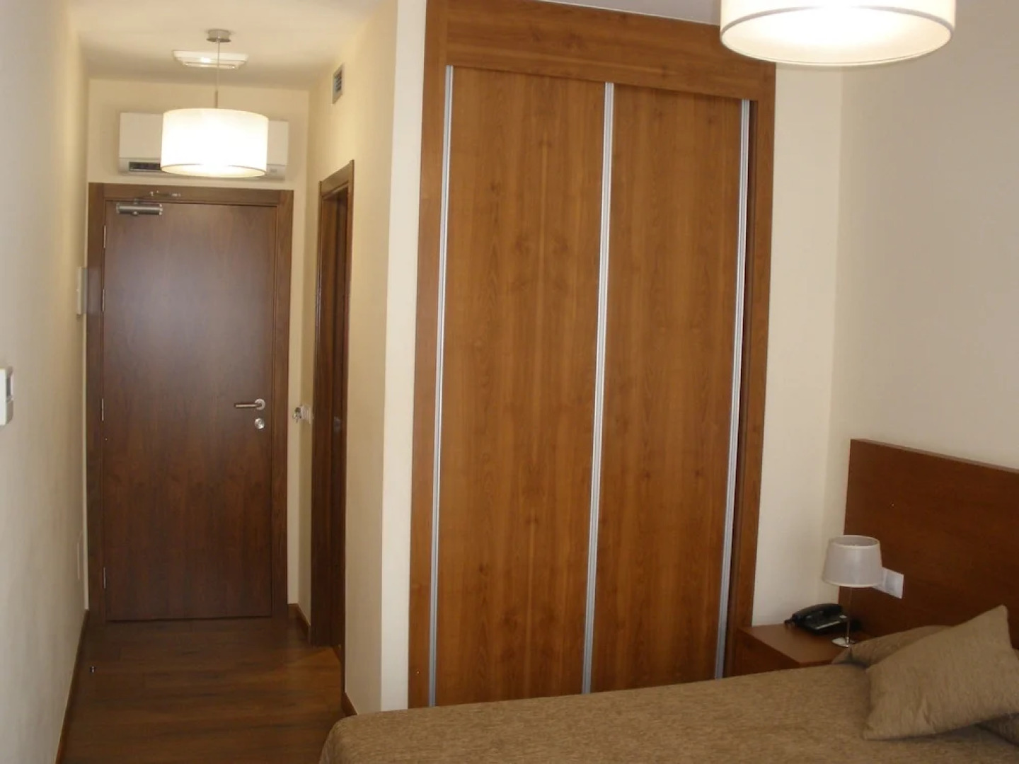 Pensión Residencial Platas