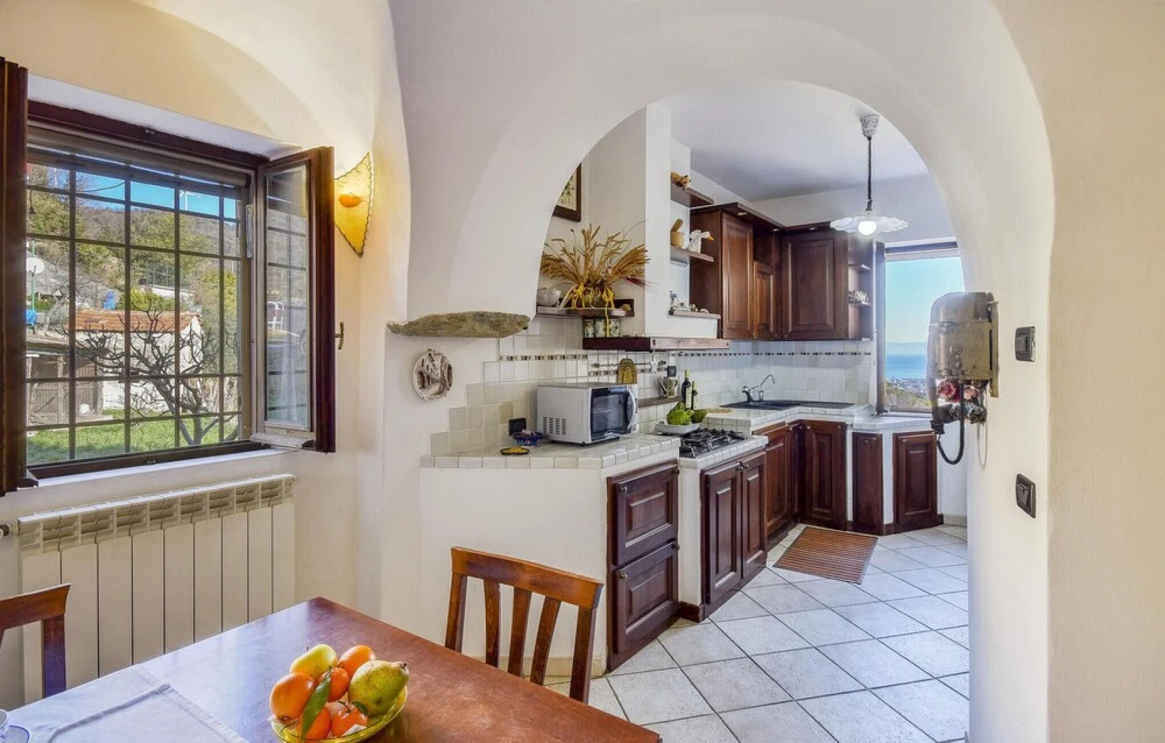 Stunning Home in Vado Ligure With 2 Bedrooms and Wifi