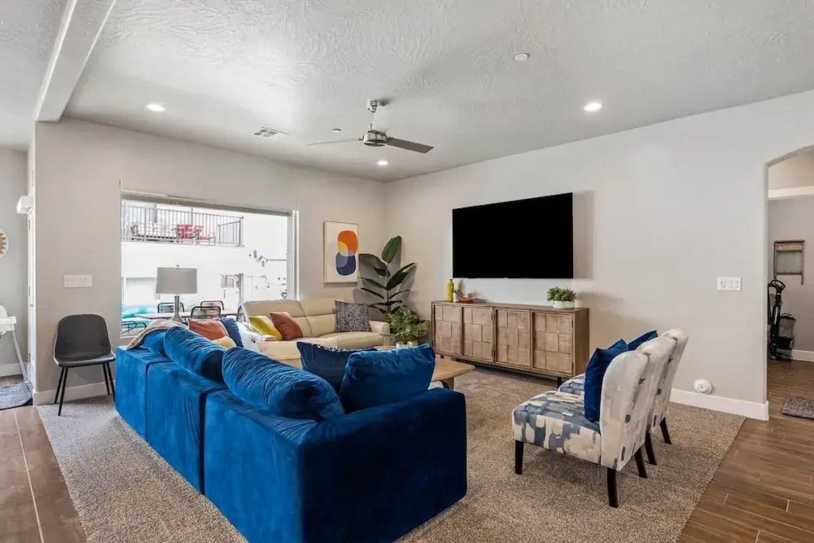 Desert Sky 7 Bedroom Townhouse