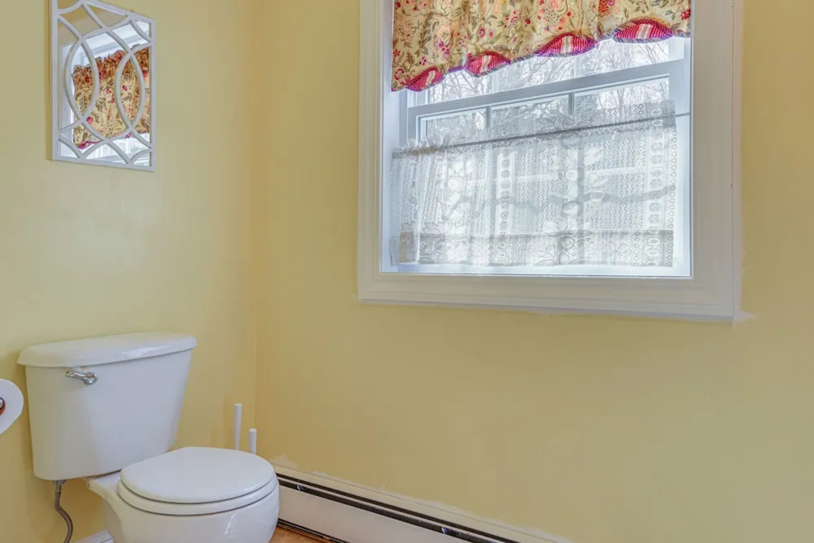 Adventure Meets Comfort: 6 Mi to Mount Snow!