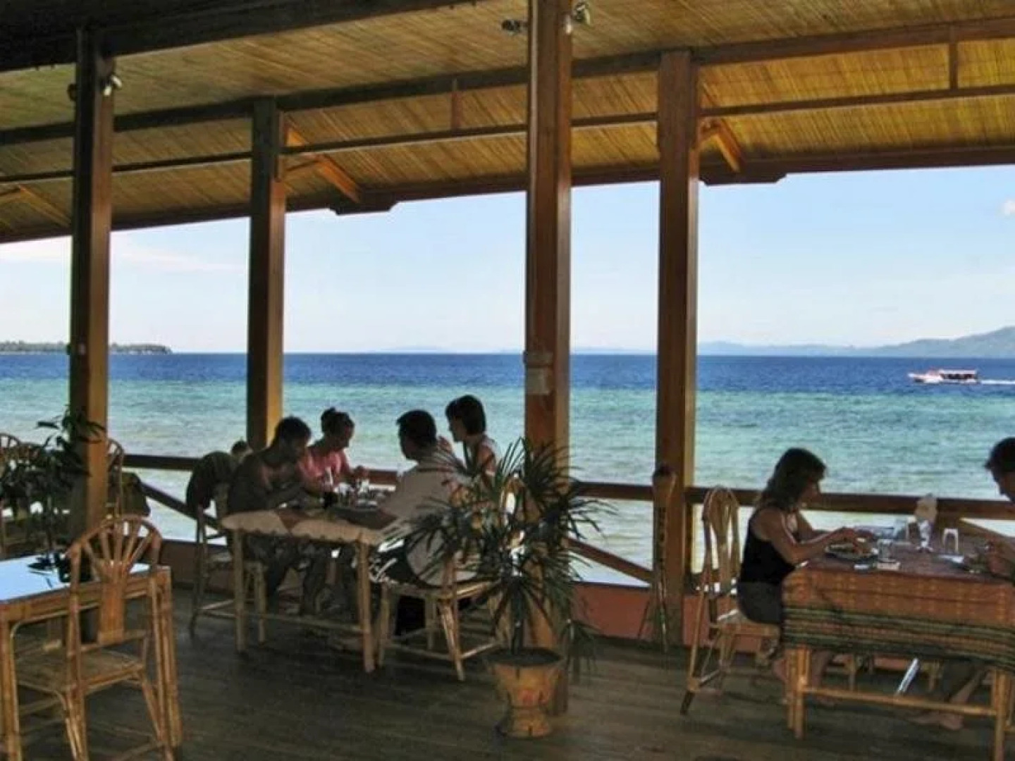 Bunaken Divers Sea Breeze Resort