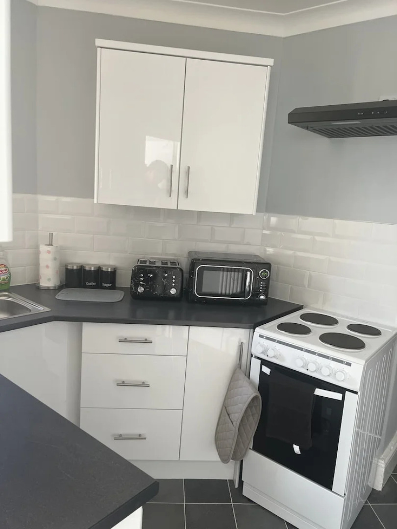 Spacious 1-bed Apartment in the Heart of Herne Bay