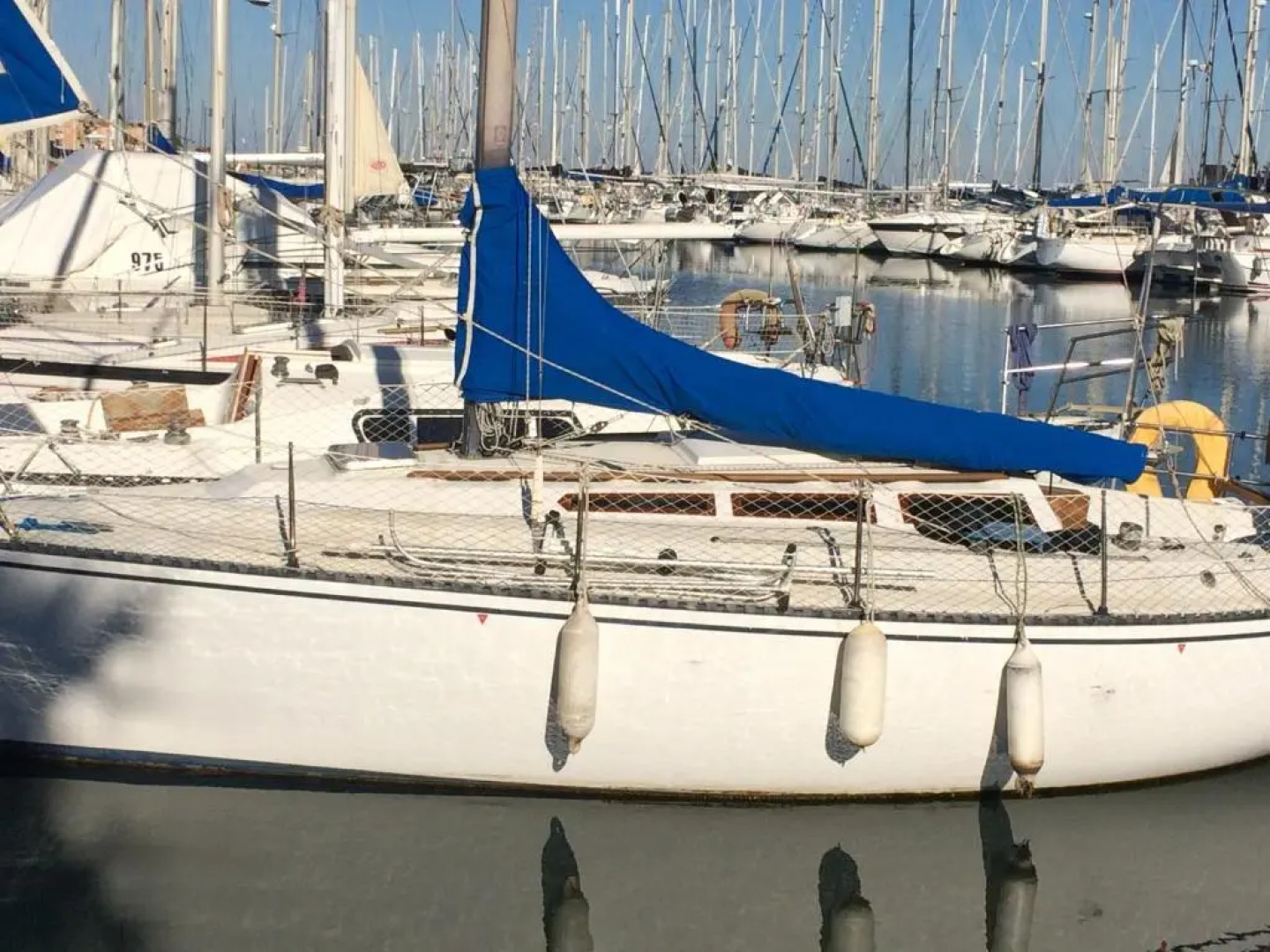 Voilier A Quai Gruissan