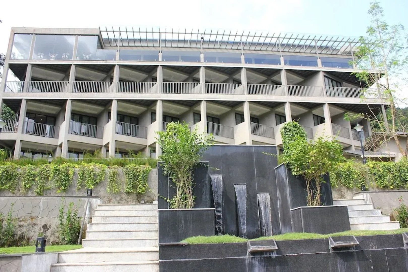 Niraamaya Retreats Samroha Athirappilly