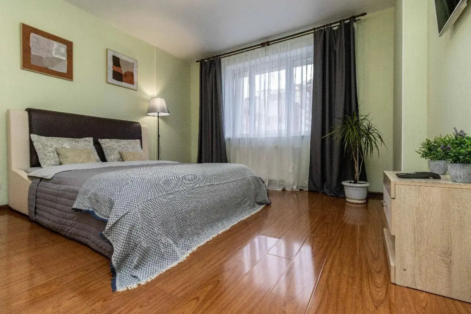 Rich House (Рич Хаус) на улице  Игоря Киртбая 18