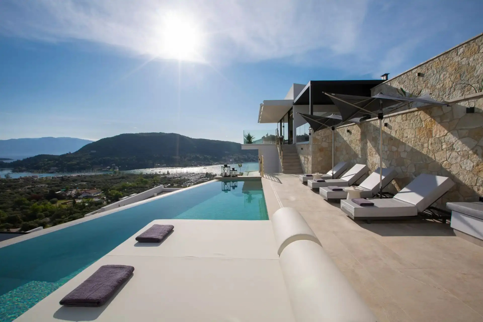 Pothos - Afroditi Villas Collection