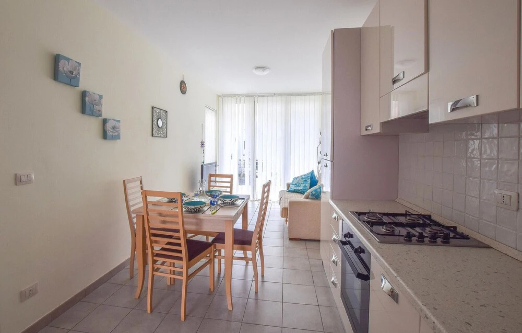 Stunning Apartment in Isca Marina With 1 Bedrooms