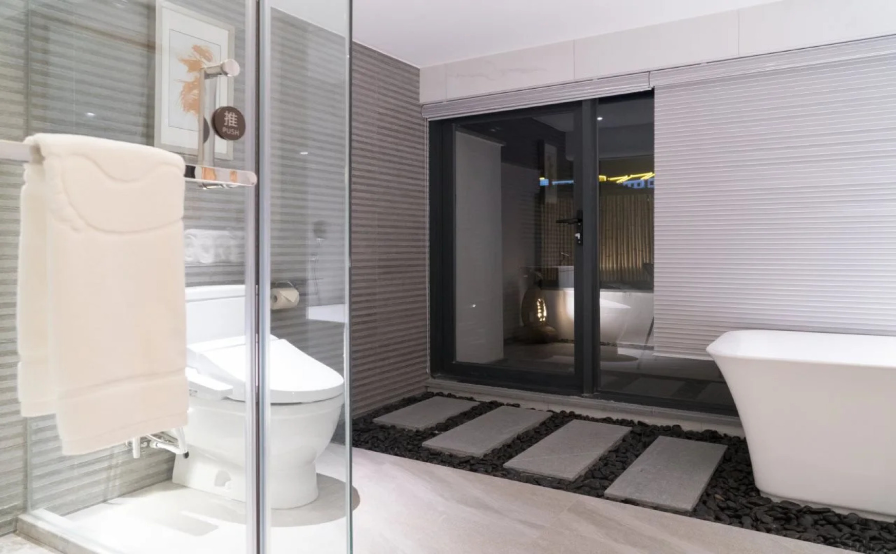 Dali Lridescent Clouds Hotel