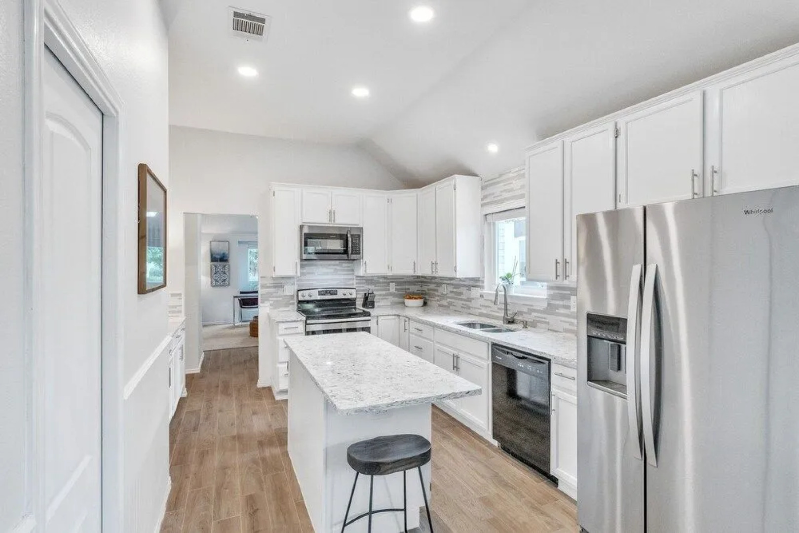 The Garden House 4 Bedroom Home by RedAwning