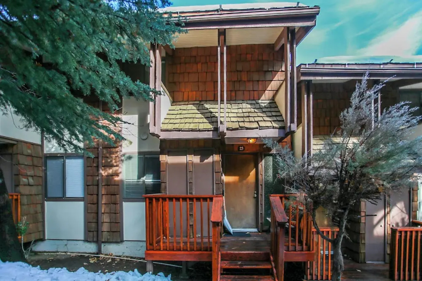 Three-Bedroom Premier Townhouse Unit #17 by Snow Summit Townhouses