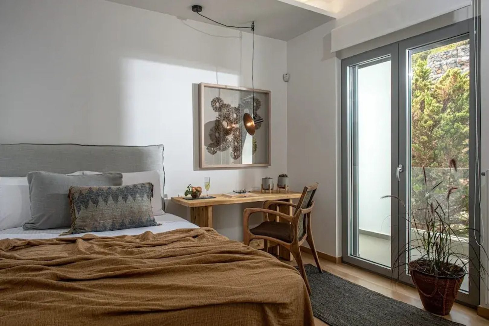 Lady Sea 6 Bedroom Villa with Heated Pool & Private Beach Access