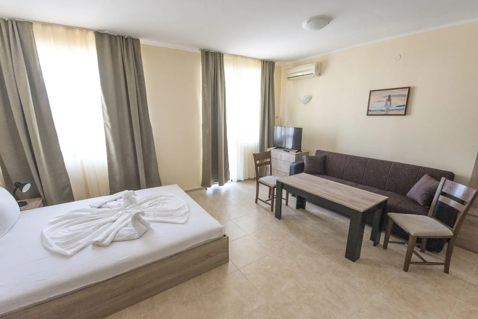 Apollon Apartments