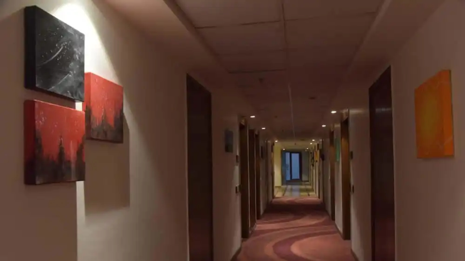 Royale Retreat Hotel & Spa Near Mall Road