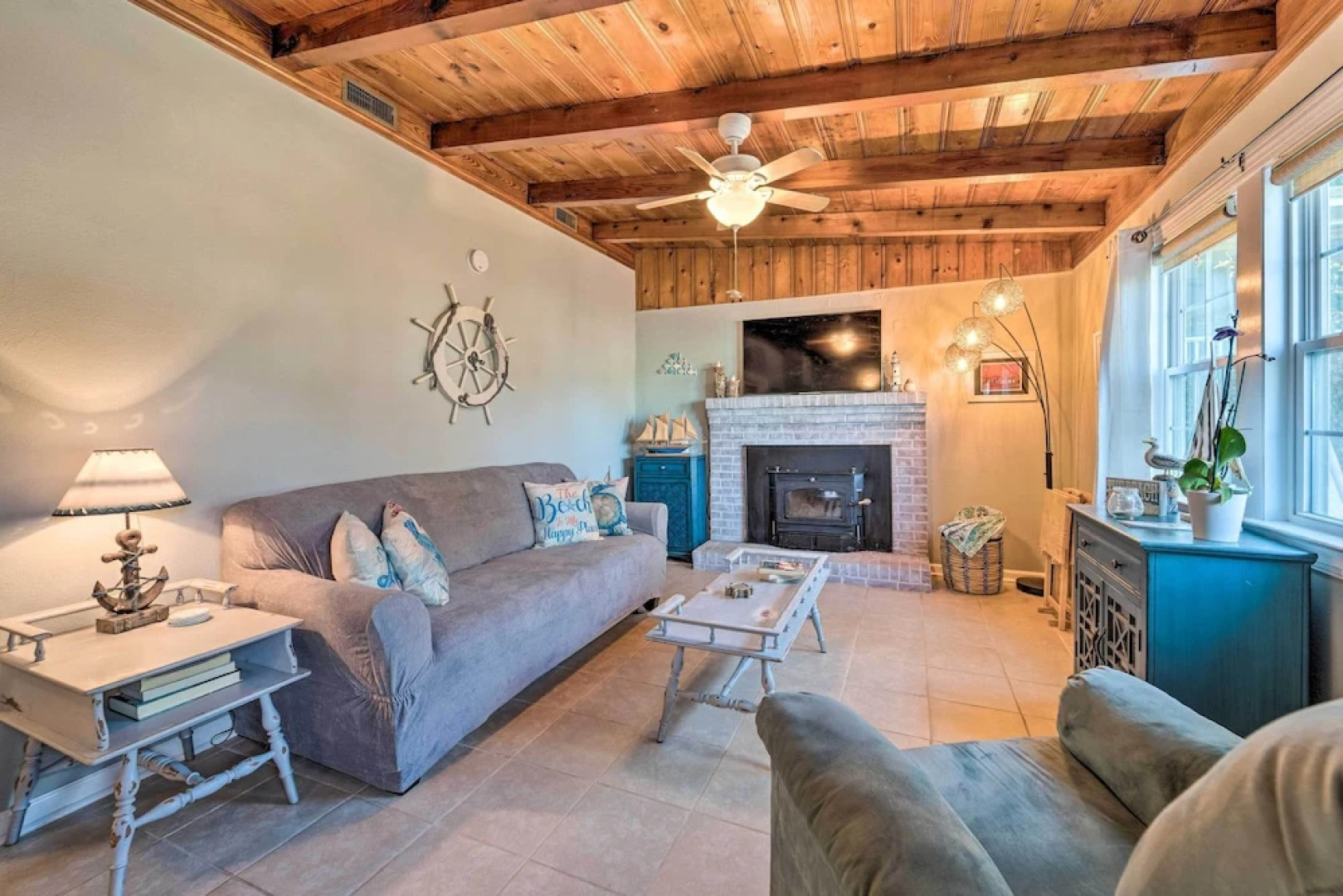 Updated Oak Island Getaway Near Fishing Dock!