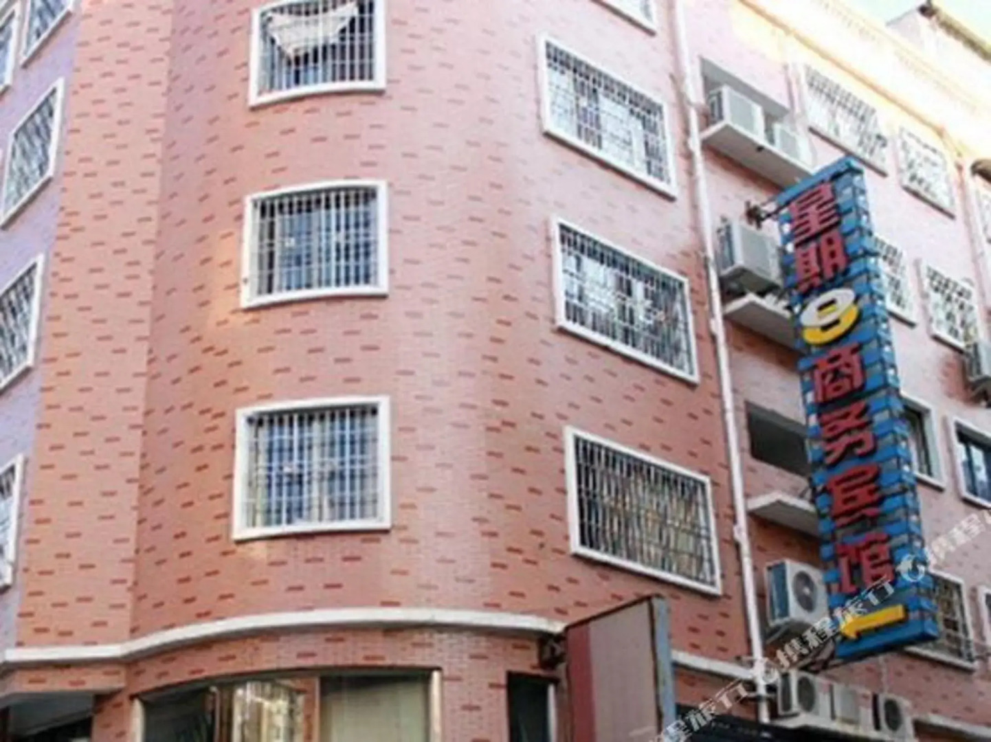 Zhou8 Business Hotel (Zhangzhou Gucheng Branch)