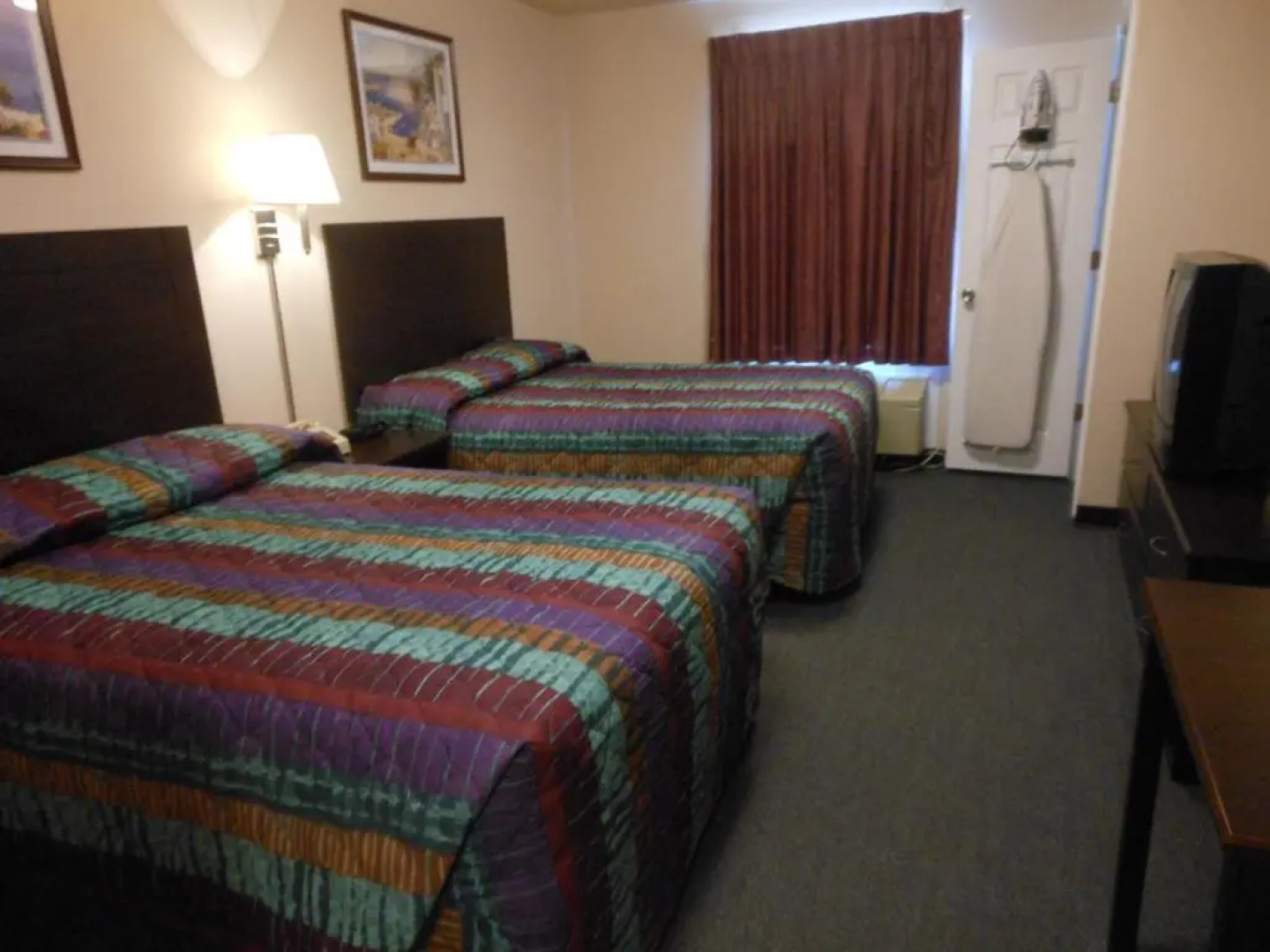 Suburban Studios Denver Central-Arvada