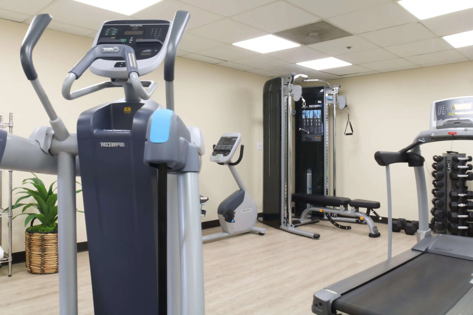 Oxford Suites Pismo Beach