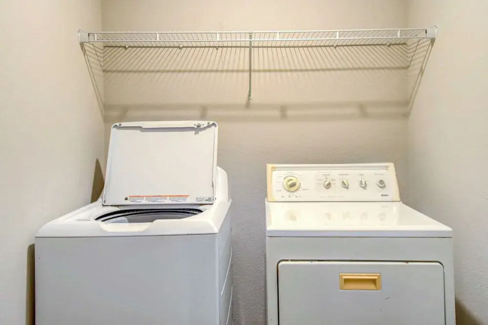 Foley Vacation Rental: 7 Mi to Gulf Shores Beaches