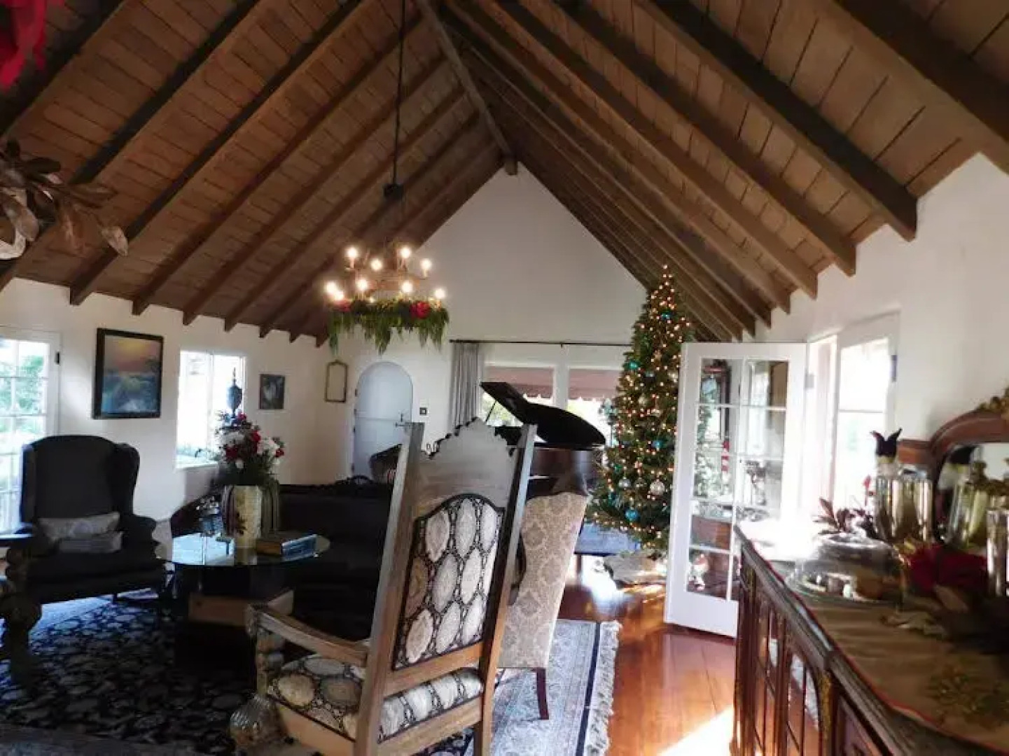 Happy Landing Inn Bed & Breakfast