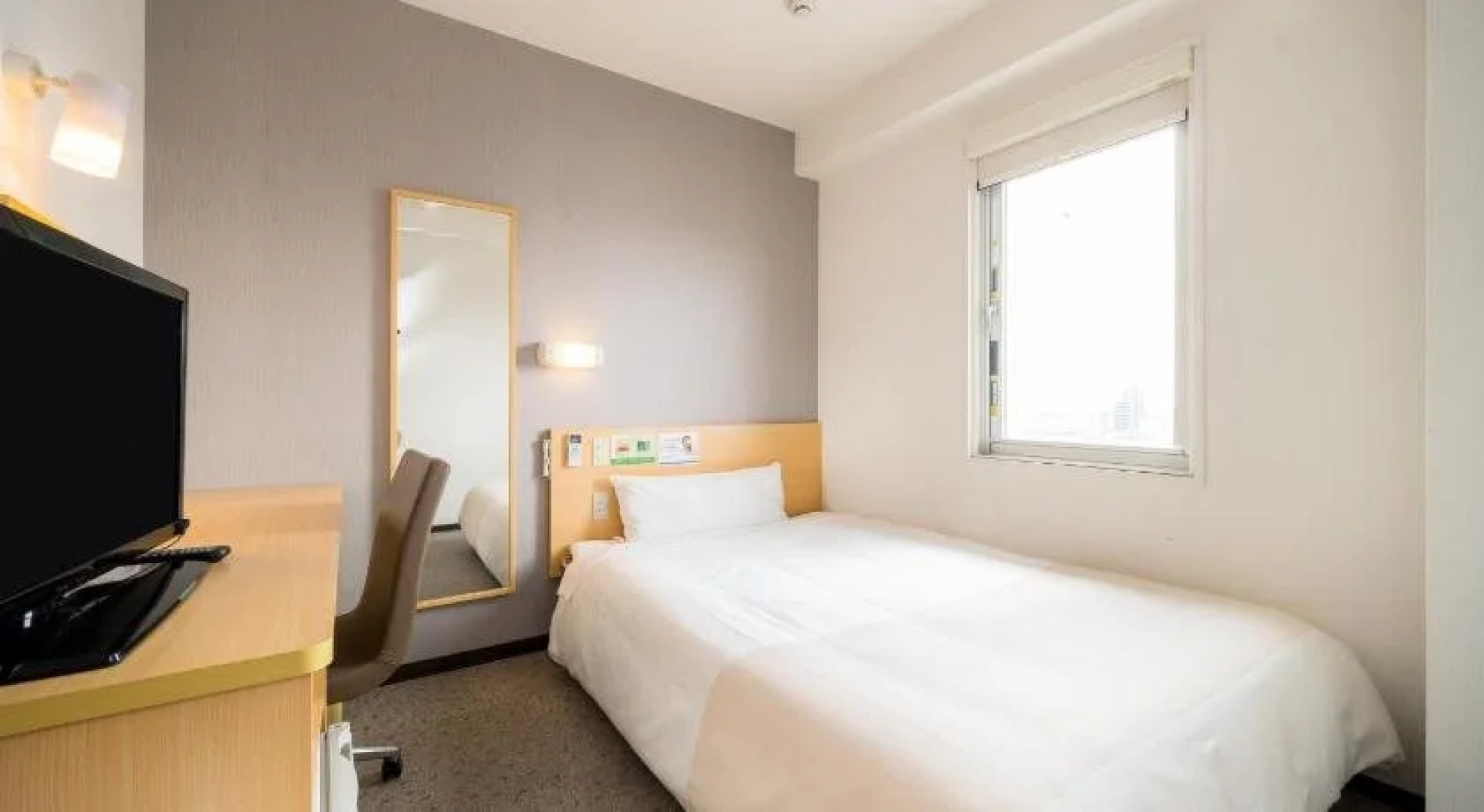 Super Hotel Yokkaichi/Along National Highway 1 (Kokudo Ichigou-Zoi)