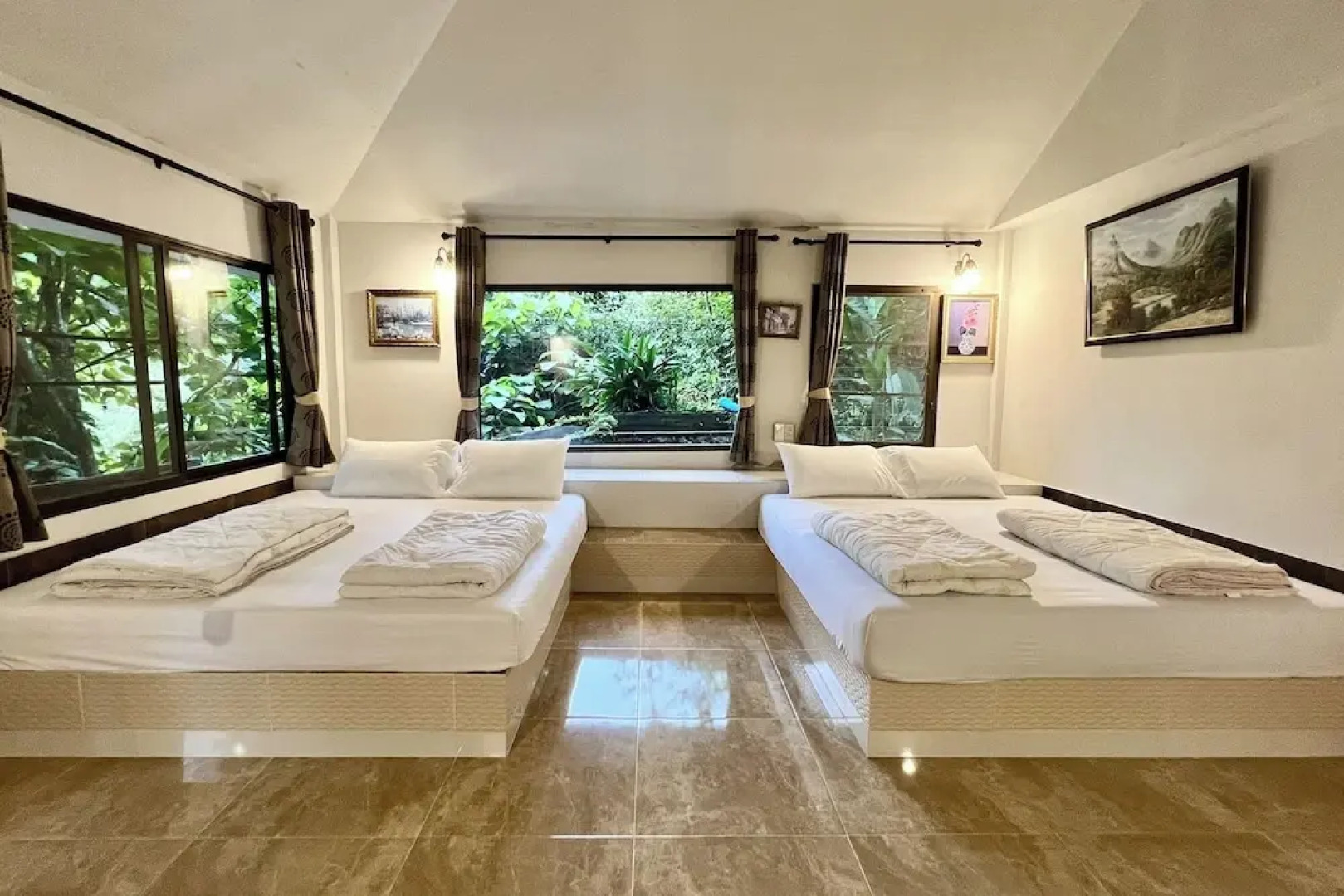 The Cascade - Mae Taeng Waterfall Bungalows