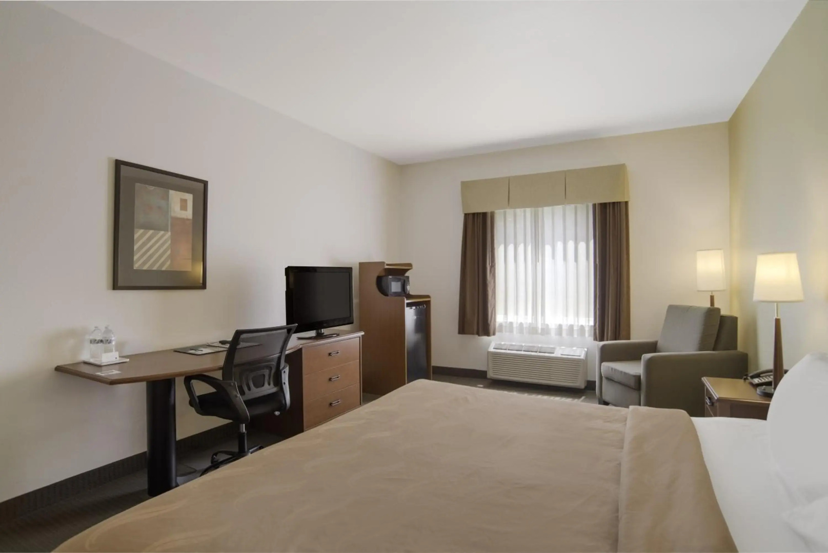 Quality Inn & Suites Chambersburg Northeast