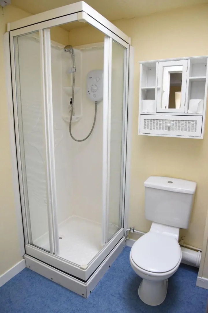 Corran House Guest House & Hostel