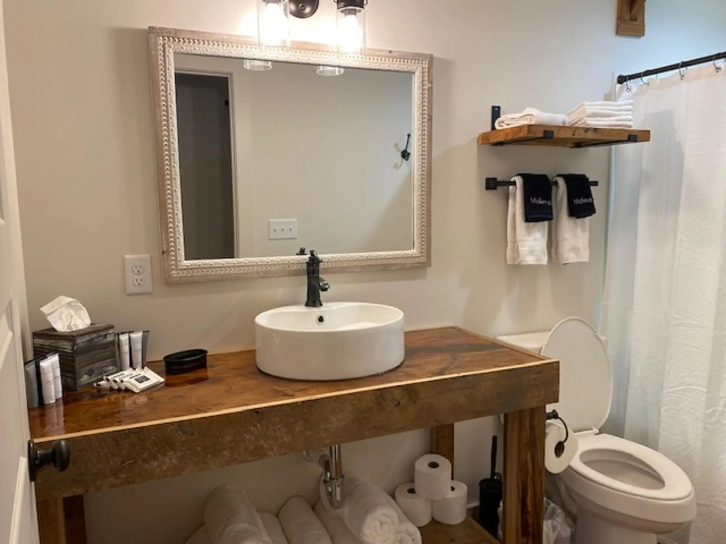 Greeter Falls Lodge Suite 4