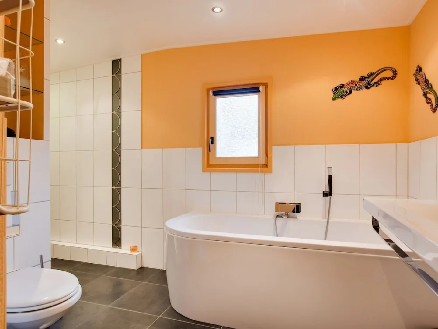 Cosy Bungalow in Meerlo with Garden